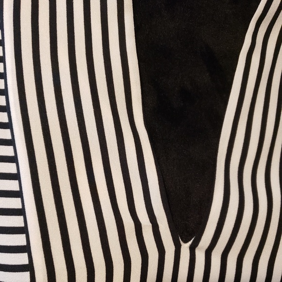 Dress - Picture 2 of 5